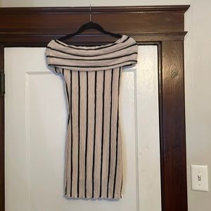 SAGE THE LABEL XS OFF THE SHOULDER DRESS METALLIC